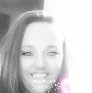 Meet your Posher, Crystal